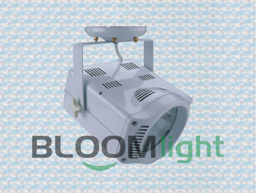 The&nbsp;downlight&nbsp;mainly&nbsp;advantage&nbsp;lies&nbsp;in&nbsp;low&nbsp;carbon&nbsp;energy&nbsp;saving,completely&nbsp;adapt&nbsp;to&nbsp;global&nbsp;energy&nbsp;saving&nbsp;and&nbsp;emission&nbsp;reduction,low&nbsp;carbon&nbsp;lifestyle&nbsp;trend.It��s&nbsp;the&nbsp;ideal&nbsp;choice&nbsp;for&nbsp;modern&nbsp;superhigh&nbsp;light&nbsp;accommodation.The&nbsp;downlight&nbsp;can&nbsp;up&nbsp;to&nbsp;50000H&nbsp;under&nbsp;normal&nbsp;use&nbsp;situation,which&nbsp;is&nbsp;equal&nbsp;to&nbsp;50PCS&nbsp;incandescent&nbsp;lamp&nbsp;life.The&nbsp;downlight&nbsp;mainly&nbsp;is&nbsp;integrated&nbsp;with&nbsp;golden&nbsp;halogen&nbsp;light&nbsp;source.Uniformly&nbsp;use&nbsp;low&nbsp;light&nbsp;decline&nbsp;high&nbsp;power&nbsp;Led&nbsp;as&nbsp;light&nbsp;source,to&nbsp;ensure&nbsp;long&nbsp;life,energy&nbsp;saving,high&nbsp;efficient,environmental&nbsp;protection&nbsp;feature.Defend&nbsp;electric&nbsp;shock&nbsp;grade:&nbsp;II&nbsp;GradePower&nbsp;position:Power&nbsp;set&nbsp;outside&nbsp;of&nbsp;the&nbsp;light,also&nbsp;can&nbsp;made&nbsp;into&nbsp;built-in&nbsp;power,high&nbsp;demand&nbsp;for&nbsp;heat&nbsp;dissipation.Grading&nbsp;light&nbsp;type:Narrow&nbsp;light(15��30��),Wide&nbsp;light��45��60�㣩,choose&nbsp;grading&nbsp;light&nbsp;ways:glaze&nbsp;lens(Strong&nbsp;light),overlapping&nbsp;curve&nbsp;lens(half&nbsp;strong&nbsp;light),pearl&nbsp;lens(Soft&nbsp;Light)Mode&nbsp;of&nbsp;connection:terminal&nbsp;connectionInstallation&nbsp;place:indoorApply&nbsp;place:Suitable&nbsp;for&nbsp;car&nbsp;show&nbsp;room,bullion,top&nbsp;grade&nbsp;dress,professional&nbsp;showcase,counter&nbsp;and&nbsp;accent&nbsp;lighting&nbsp;place.It��s&nbsp;the&nbsp;ideal&nbsp;light&nbsp;source&nbsp;replace&nbsp;traditional&nbsp;halogen&nbsp;tungsten&nbsp;lamp&nbsp;and&nbsp;halogen&nbsp;lamp.